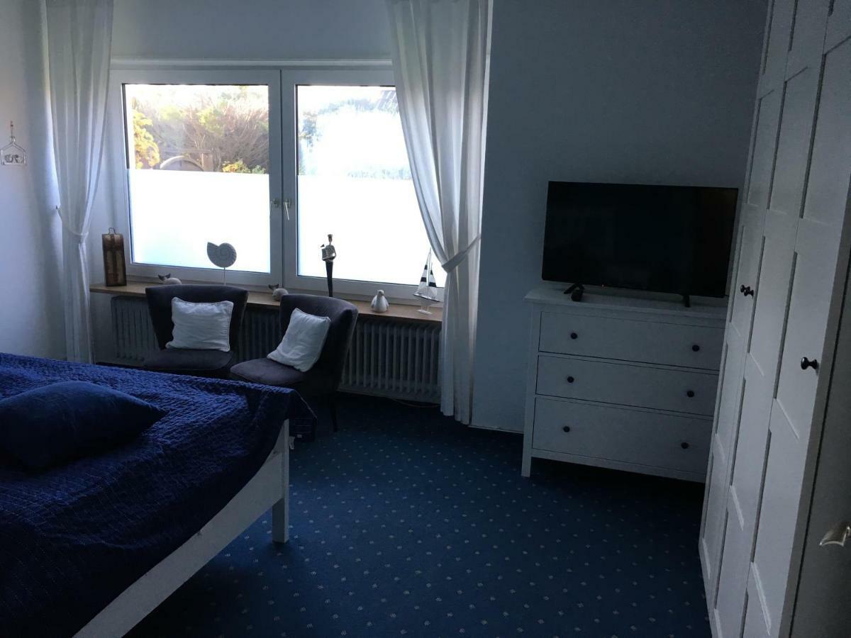 Haus Pamela Wohnung A Neuharlingersiel Buitenkant foto